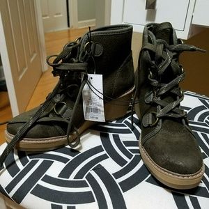 Green Bootie NWT